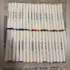 Azure Dual Tip Markers Set